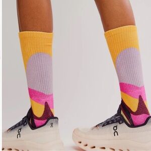8009. Free People Sedona Crew Socks